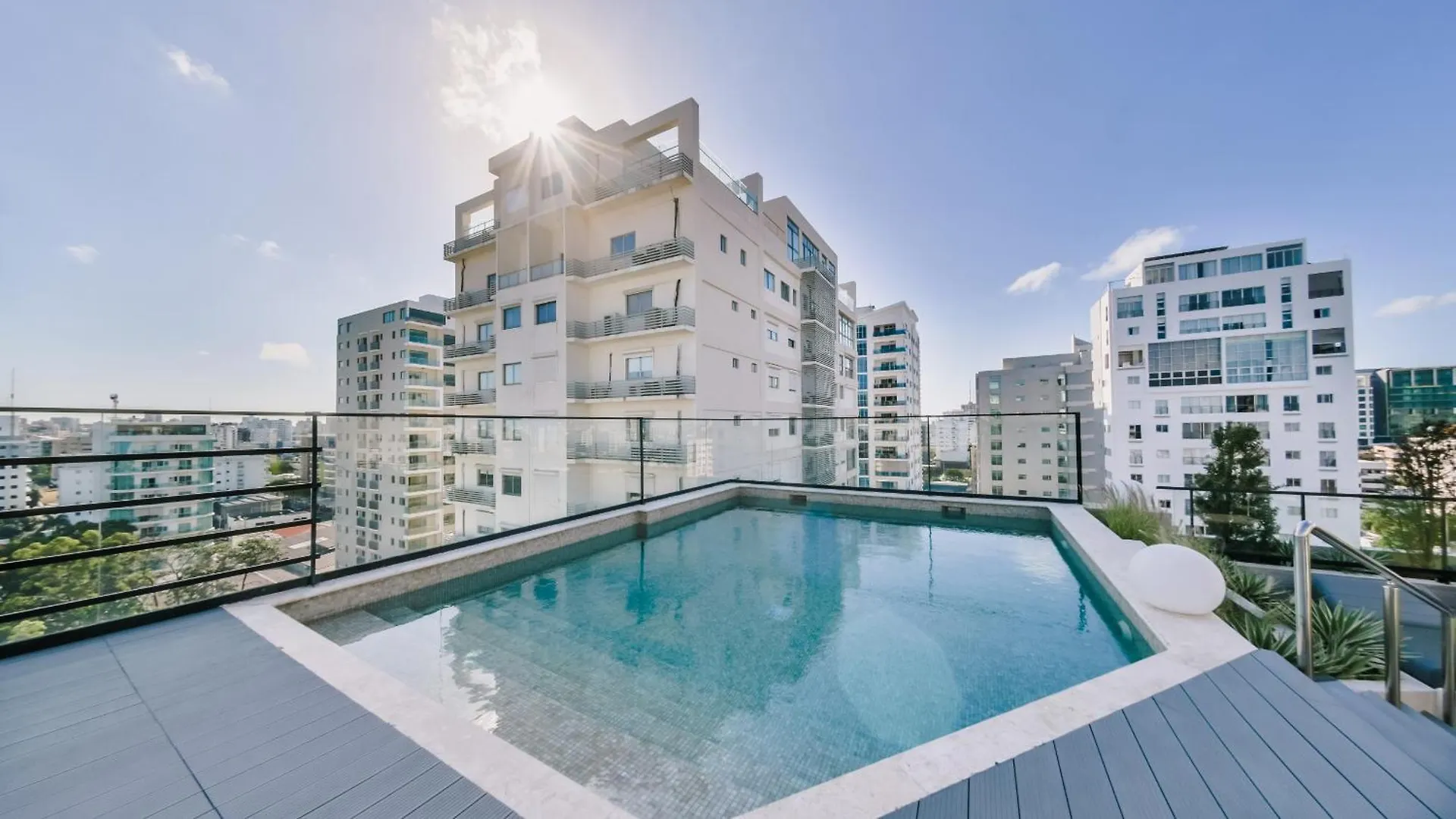 Breakfast Included Regatta Living II 404 Apartment Los Prados